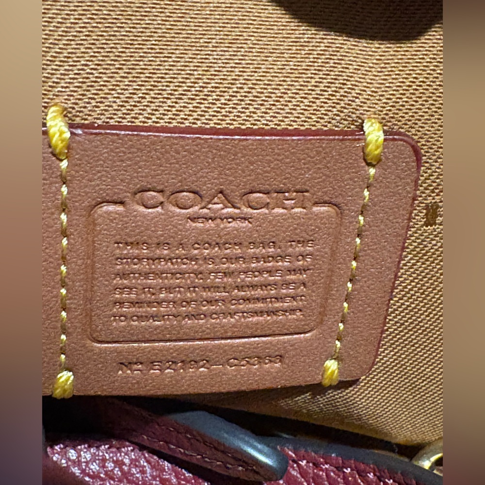 Coach Noa Pop up Messenger #C5368 - Picture 8 of 8